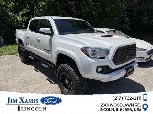 Used 2022 Toyota Tacoma TRD Sport w/ Technology Package AWD/4WD image 1