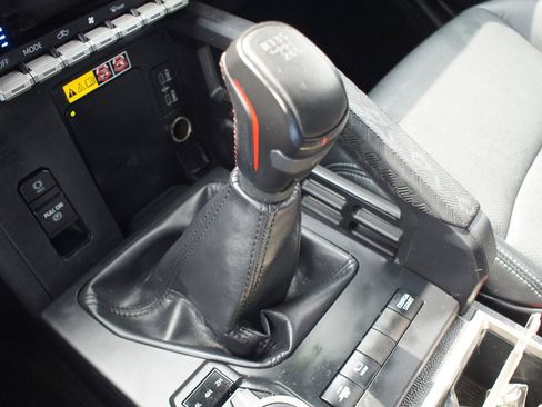 Used 2025 Toyota Tacoma TRD Sport w/ TRD Sport Premium Package AWD/4WD image 12