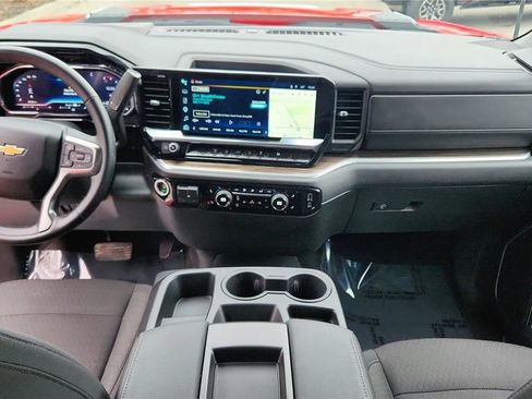 Used 2025 Chevrolet Silverado 3500 LT w/ Convenience Package AWD/4WD image 29