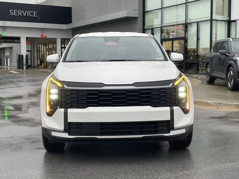 New 2026 Kia Sportage LX image 2