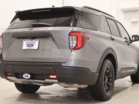 Certified 2022 Ford Explorer Timberline image 10