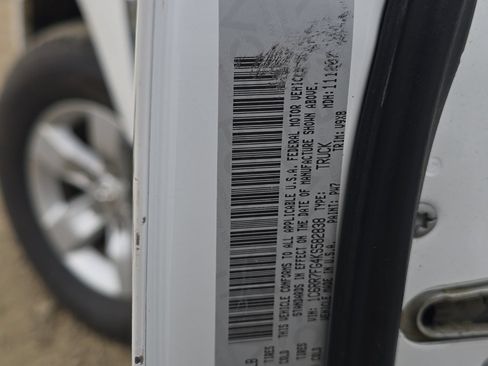 Used 2019 RAM 1500 Express AWD/4WD image 23