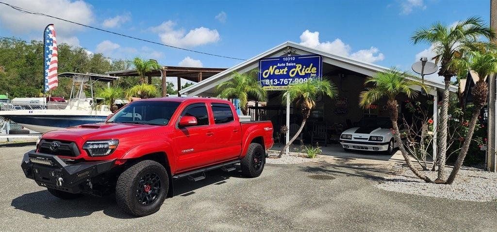 Used 2015 Toyota Tacoma PreRunner w/ TRD Sport Package RWD image 1