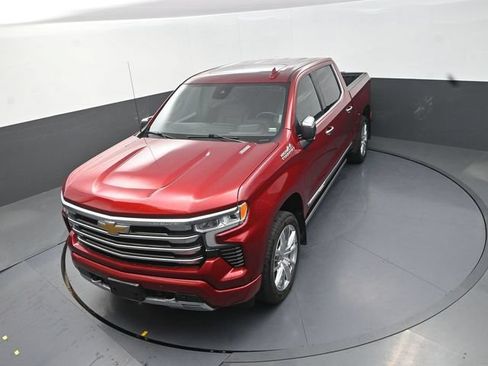 Used 2023 Chevrolet Silverado 1500 High Country w/ High Country Premium Package AWD/4WD image 14