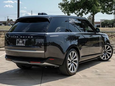 New 2026 Land Rover Range Rover SE AWD/4WD image 9