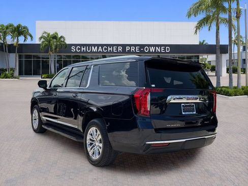Used 2023 GMC Yukon XL SLT AWD/4WD image 5