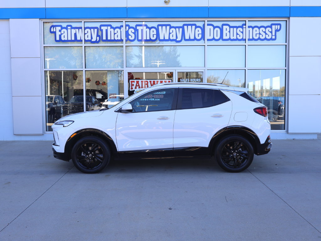 Used 2024 Buick Encore GX Sport Touring w/ Comfort Package AWD/4WD image 7