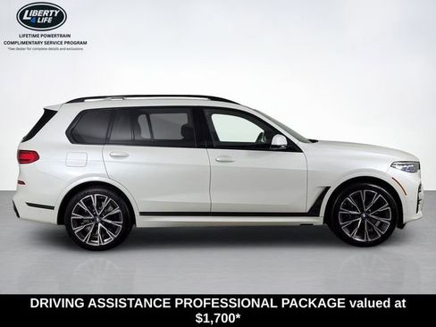 Used 2021 BMW X7 M50i image 2