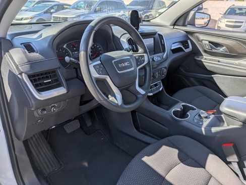Used 2023 GMC Terrain SLE w/ Driver Convenience Package image 9