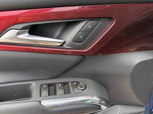 New 2026 Chevrolet Traverse Z71 w/ Enhanced Driving Package AWD/4WD image 17