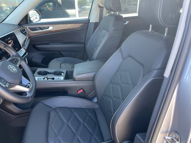 Used 2026 Volkswagen Atlas SE AWD/4WD image 10