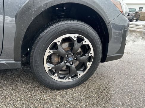 Used 2023 Subaru Crosstrek 2.0i image 12