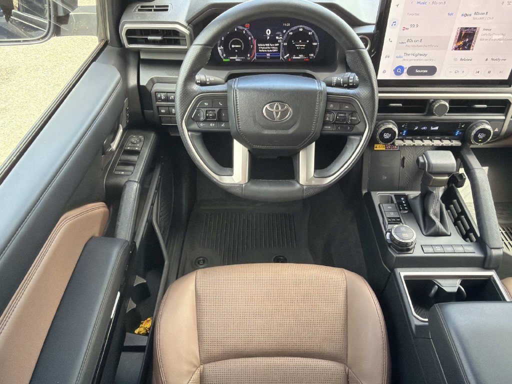 Used 2025 Toyota 4Runner Limited AWD/4WD image 9