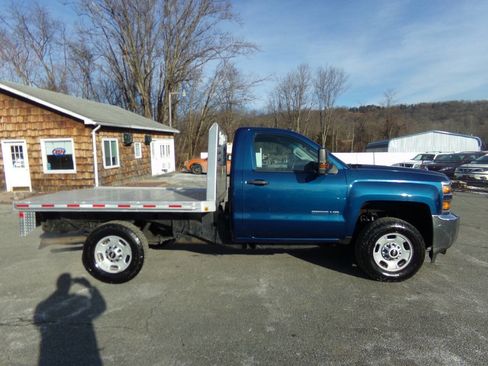 Used 2018 Chevrolet Silverado 2500 W/T w/ WT Convenience Package image 9