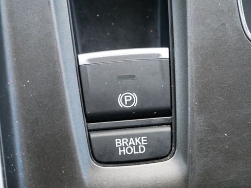Used 2019 Honda Accord LX image 31