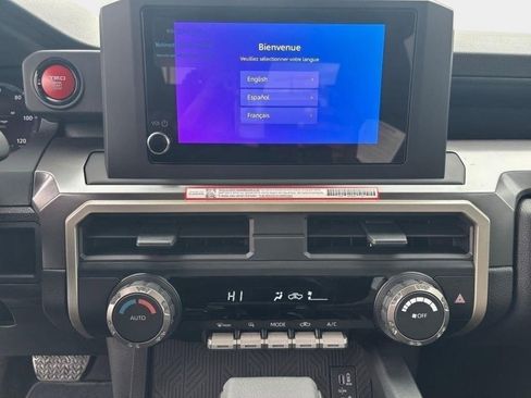 New 2025 Toyota Tacoma TRD Off-Road AWD/4WD image 18