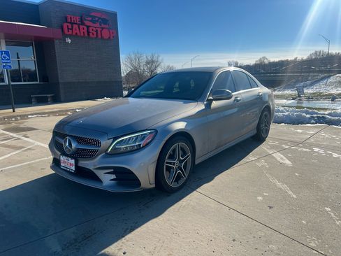 Used 2020 Mercedes-Benz C 300 4MATIC Sedan image 2
