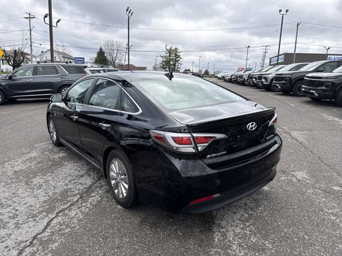 Used 2017 Hyundai Sonata SE image 5