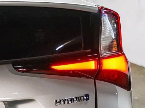 Certified 2021 Toyota Prius LE w/ Carpet Mat Package (TMS) image 13