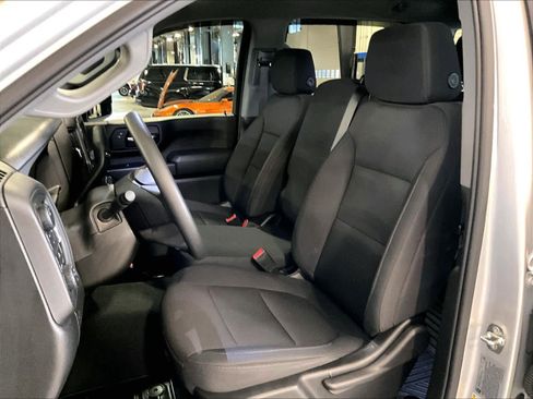 Used 2023 Chevrolet Silverado 2500 Custom w/ Custom Convenience Package image 10