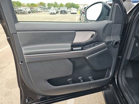 Used 2025 Ford Expedition Active image 14