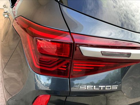Used 2021 Kia Seltos SX AWD/4WD image 22