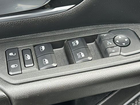 Used 2025 RAM 1500 Big Horn image 11