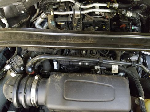 Used 2021 Ford Explorer Limited w/ Equipment Group 301A image 30