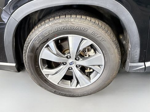 Used 2022 Subaru Ascent Premium AWD/4WD image 37