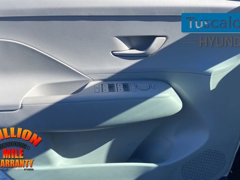 New 2026 Hyundai Kona SE image 13