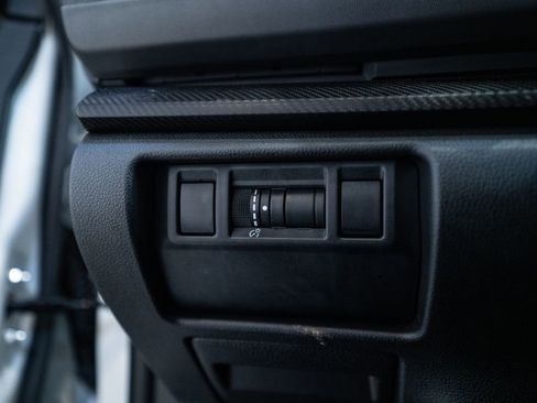 Used 2024 Subaru Crosstrek 2.0i Premium image 23