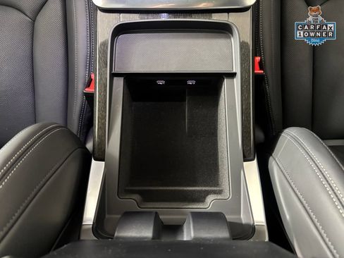 Used 2025 Audi Q8 Prestige w/ Prestige Package AWD/4WD image 29