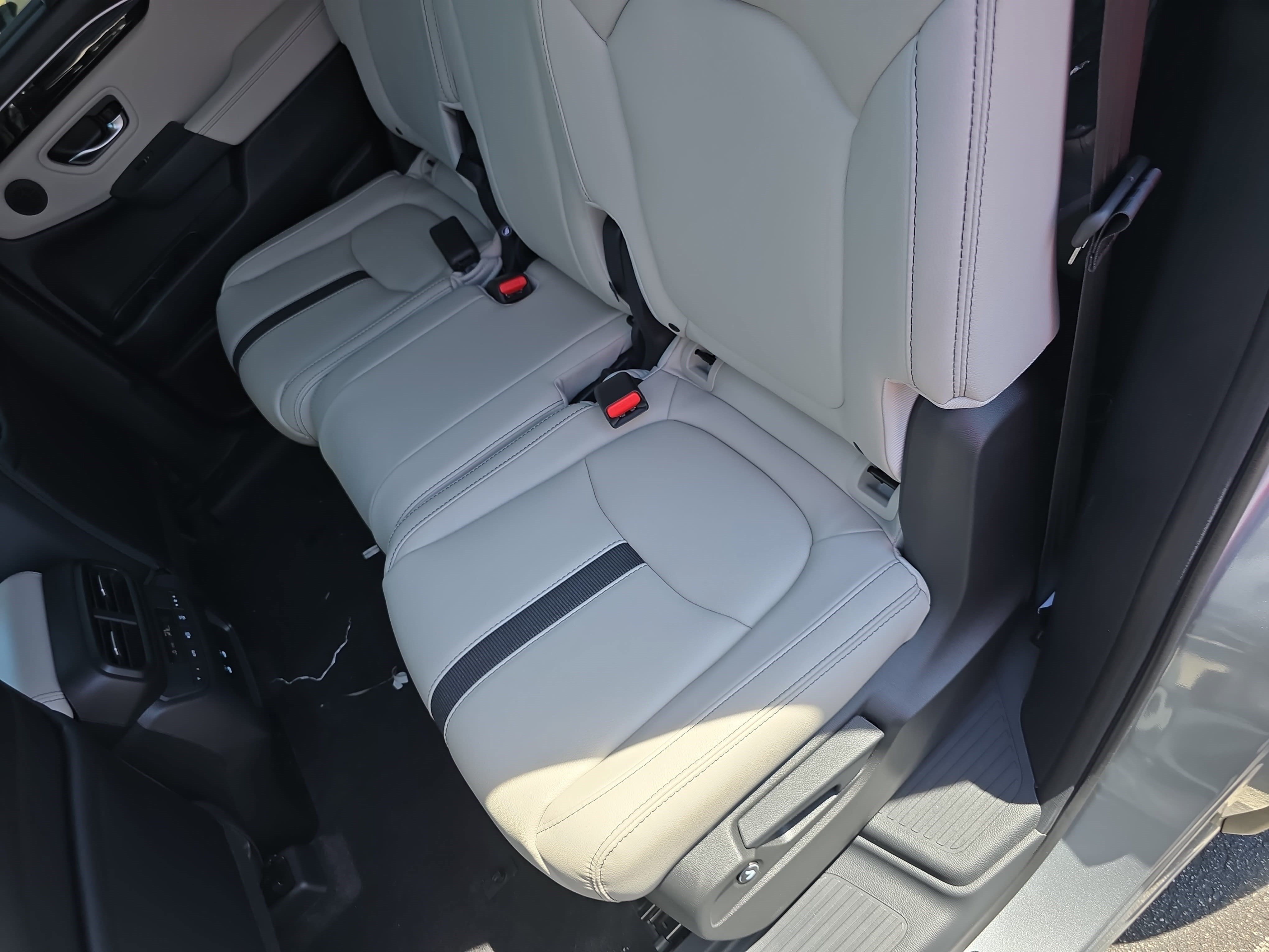 New 2026 Honda Pilot EX-L image 14