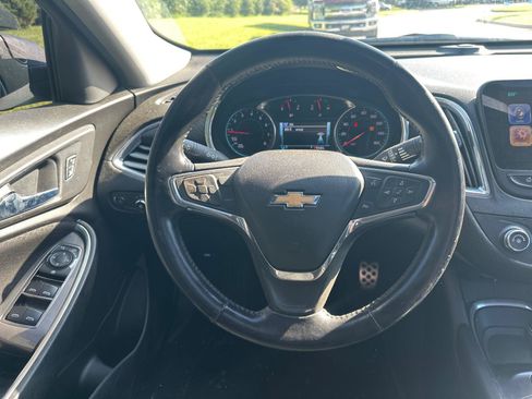 Used 2016 Chevrolet Malibu LT FWD image 15