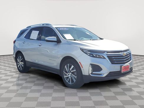 Used 2022 Chevrolet Equinox Premier image 2