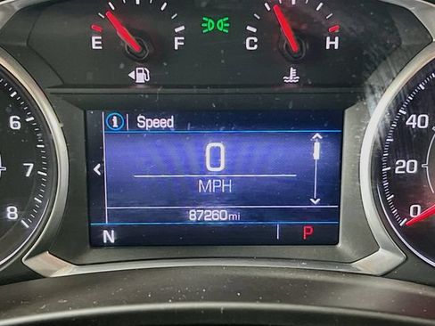 Used 2022 GMC Terrain SLE w/ Driver Convenience Package FWD image 15