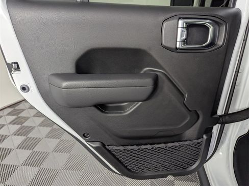 New 2025 Jeep Gladiator Rubicon w/ Safety Group image 28