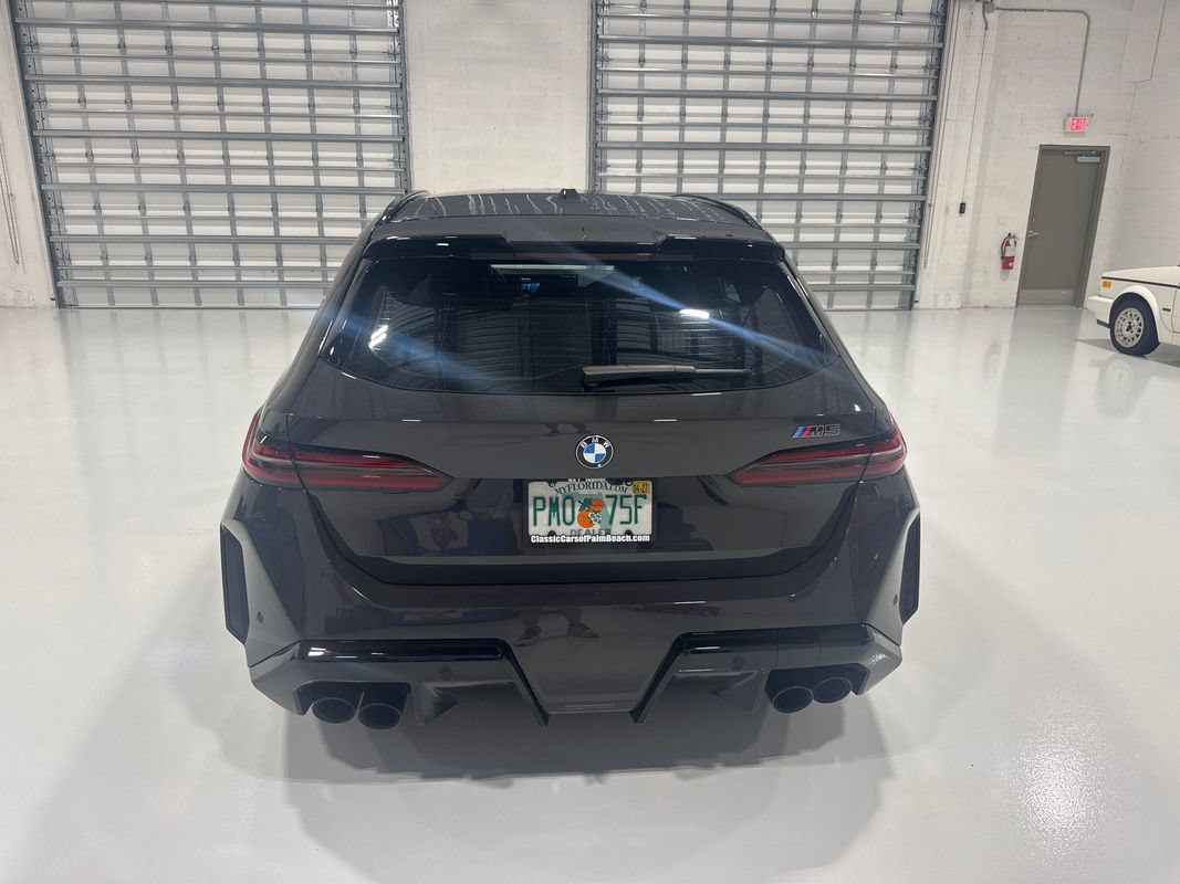 Used 2026 BMW M5 Touring w/ Executive Package AWD/4WD image 4