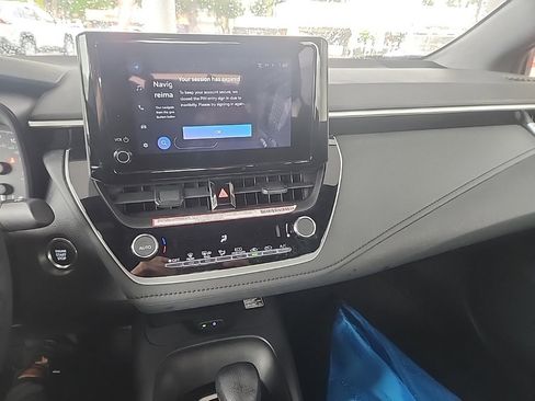 Used 2024 Toyota Corolla SE image 13