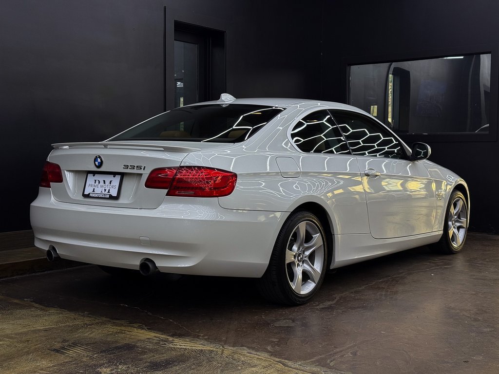 Used 2011 BMW 335i xDrive Coupe AWD/4WD image 9
