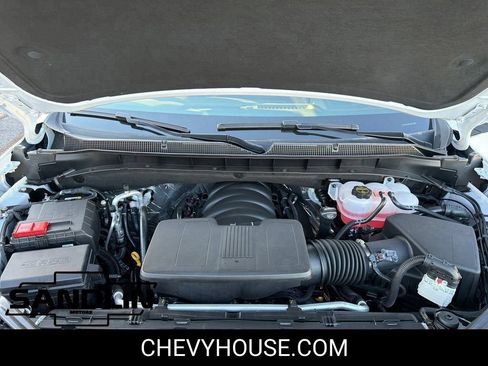 New 2026 Chevrolet Suburban Premier RWD image 36