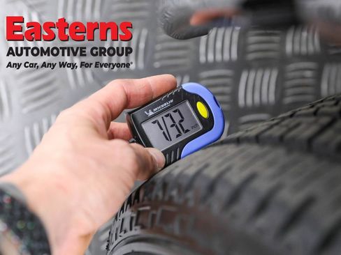 Used 2024 Nissan Ariya AWD image 30