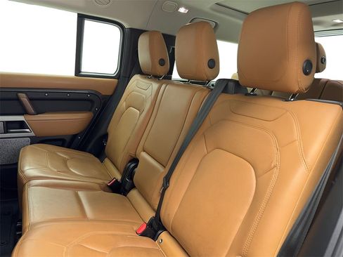 Used 2023 Land Rover Defender 130 First Edition image 39