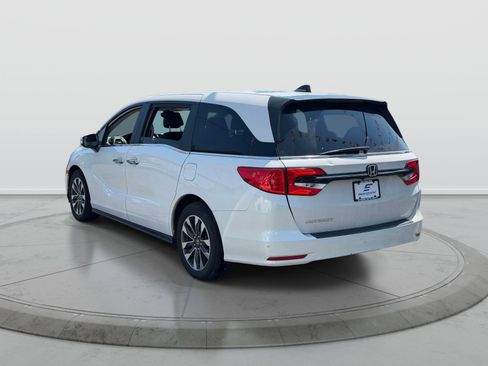 Used 2023 Honda Odyssey EX-L image 4