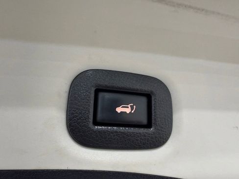 Used 2015 Nissan Rogue SL image 6