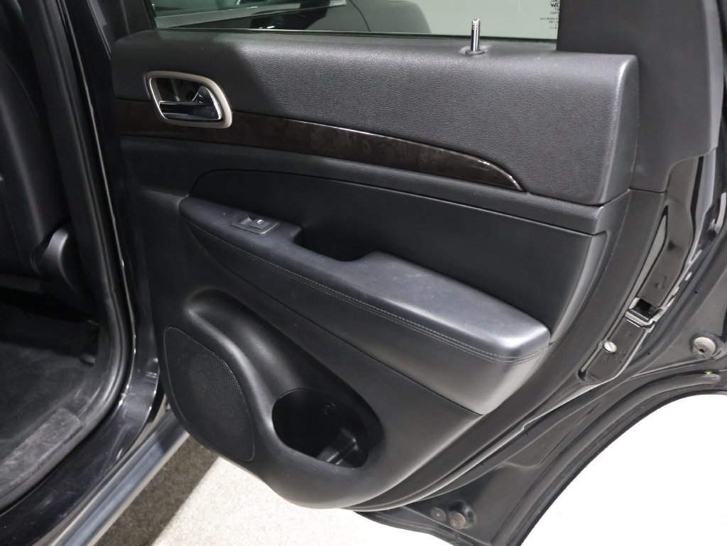 Used 2013 Jeep Grand Cherokee Laredo RWD image 21