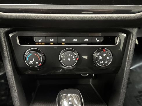 Used 2024 Volkswagen Tiguan S image 18