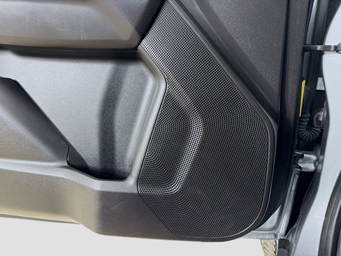 Used 2024 GMC Canyon Elevation image 19