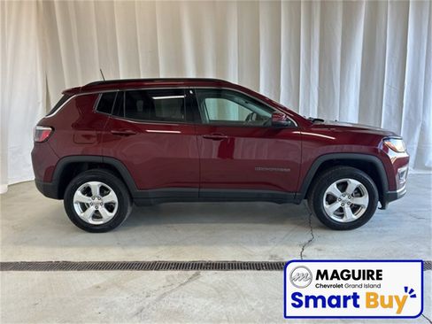 Used 2021 Jeep Compass Latitude w/ Convenience Group image 2