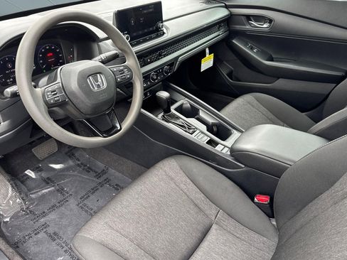 Used 2023 Honda Accord LX image 4